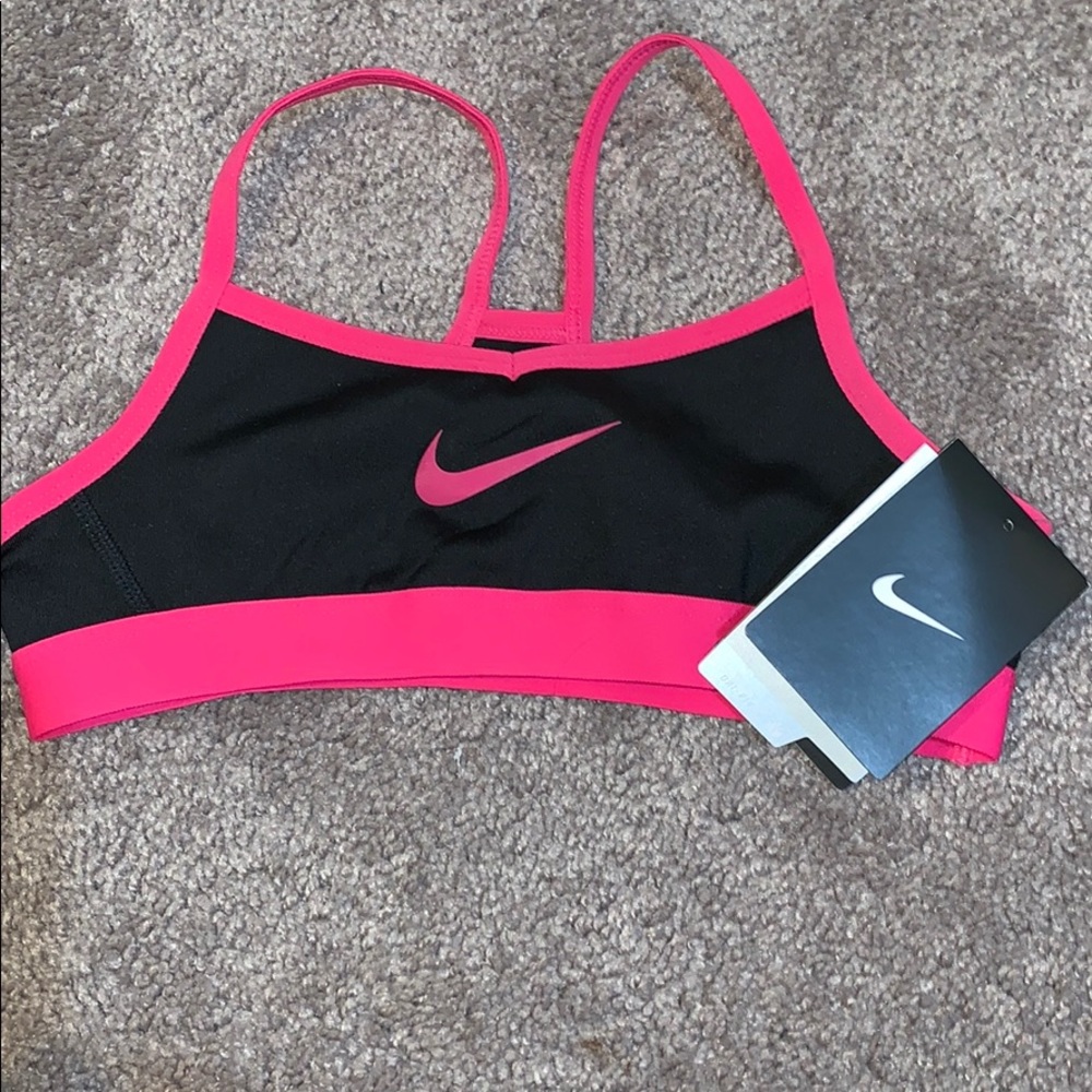 Nike kids sports bra